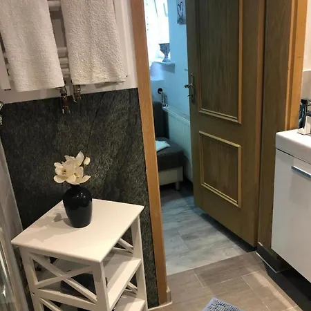 Kleine Gemuetliche Einliegerwohnung Mit Garten Und Pool Nordstemmen Exterior photo
