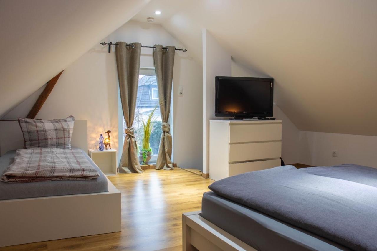 Kleine Gemütliche Einliegerwohnung Mit Garten Und Pool Apartment Nordstemmen