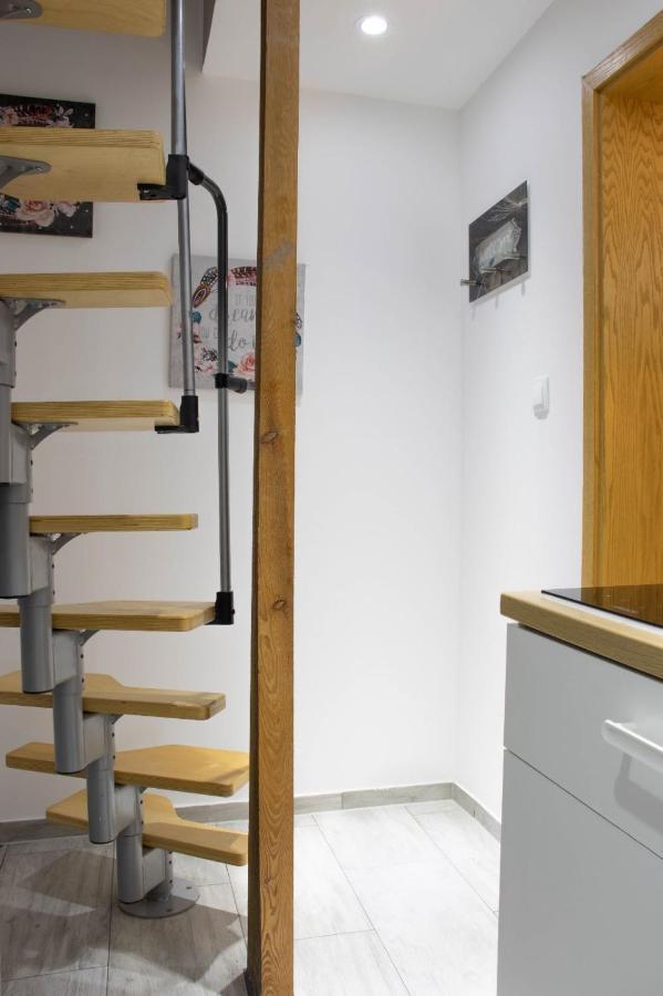 Apartment Kleine Gemütliche Einliegerwohnung Mit Garten Und Pool