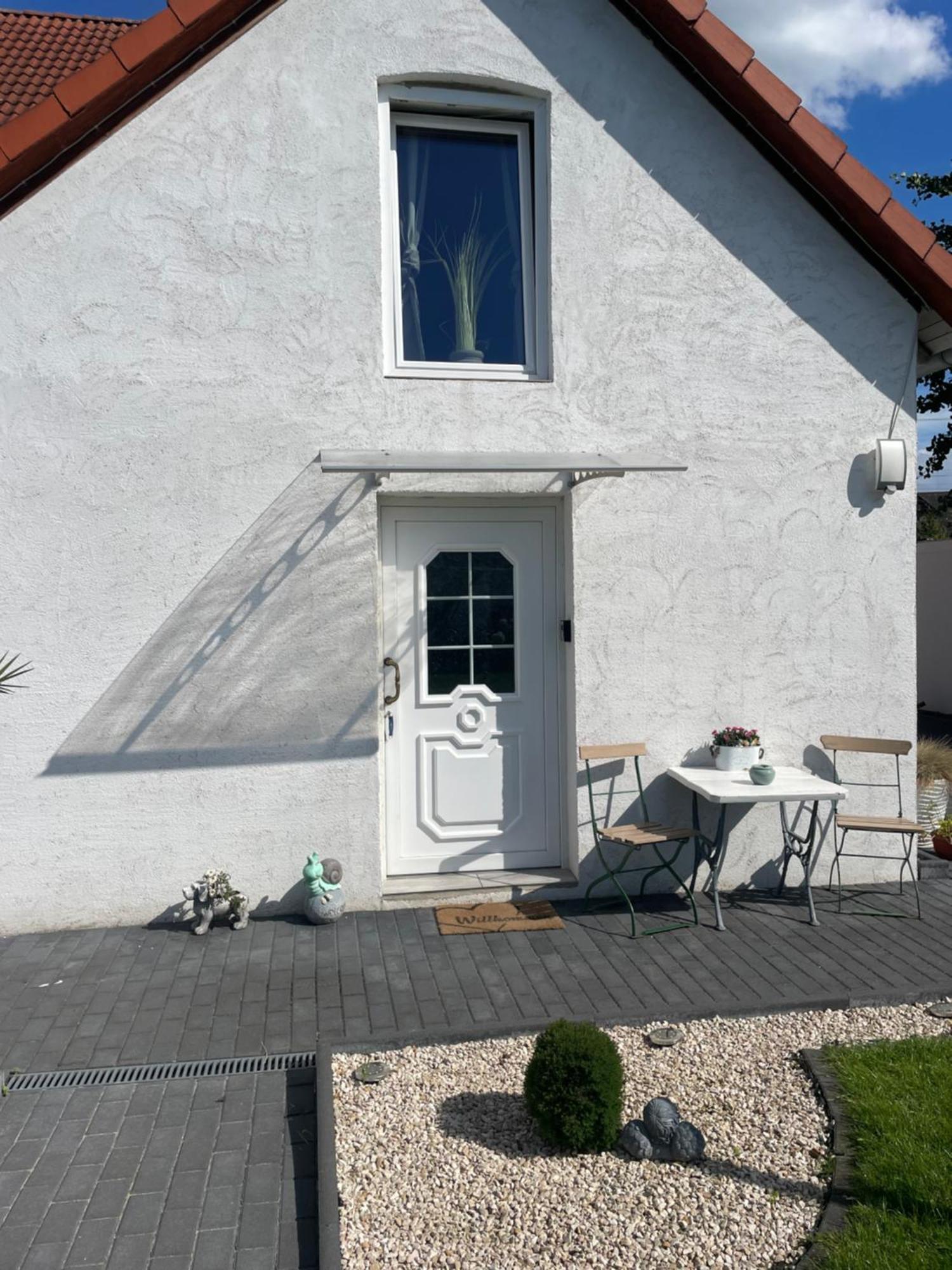 Apartment Kleine Gemütliche Einliegerwohnung Mit Garten Und Pool